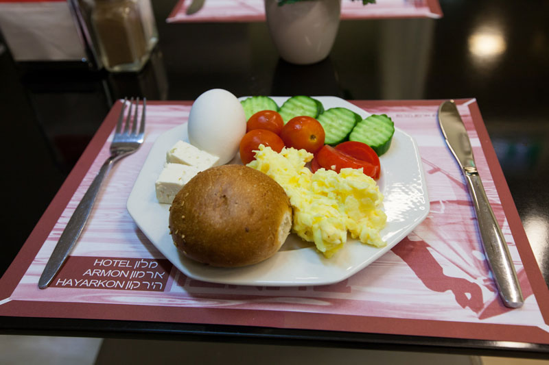 ארוחת בוקר בריאותית במלון